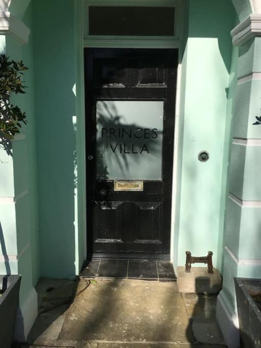 Princes Villa - Large Fully Self Contained Flat, 5 Minutes From The Sea เฮสติงส์ ภายนอก รูปภาพ