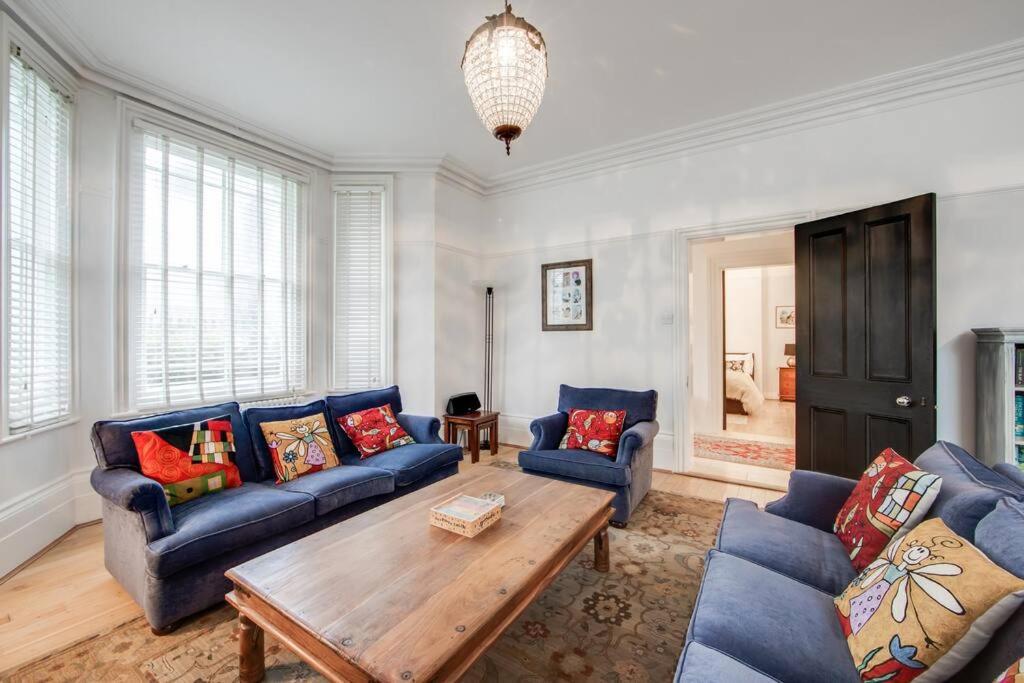 Princes Villa - Large Fully Self Contained Flat, 5 Minutes From The Sea เฮสติงส์ ภายนอก รูปภาพ